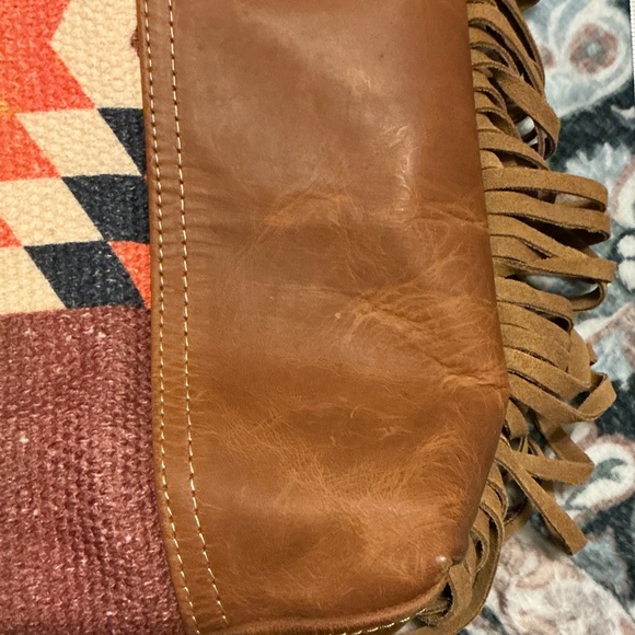 Brown Leather Fringe Tote with Geometric Star Embroidery - Picture 4 of 4